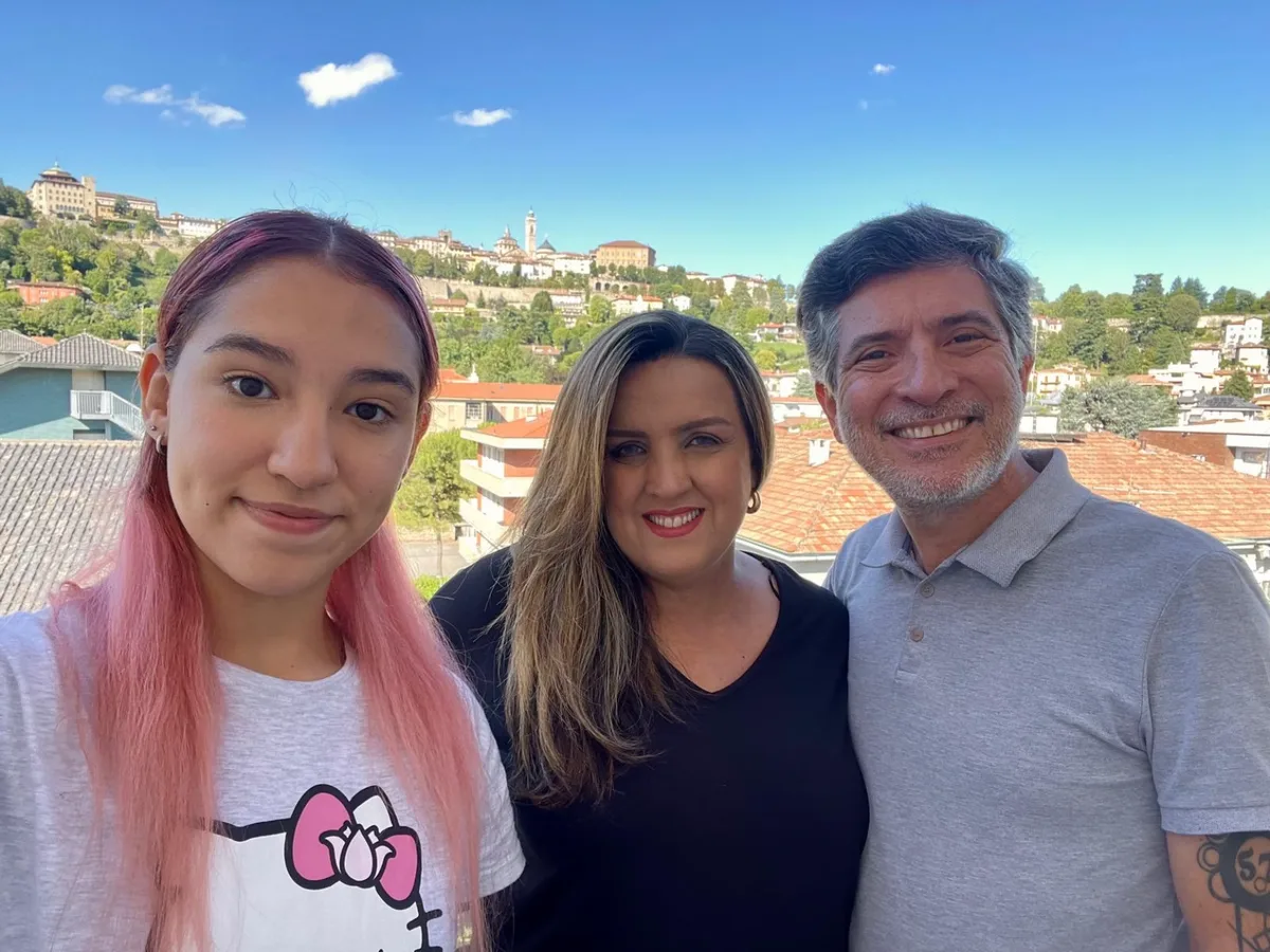 Pr. Silvio Bizzo com a família, já na Itália