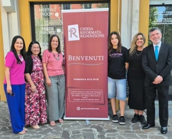 Igreja reunida em Bérgamo, na Itália