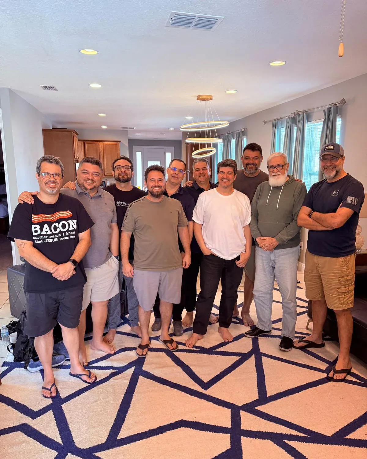 Os dez integrantes do Conselho da Igreja Esperança BPC reunidos