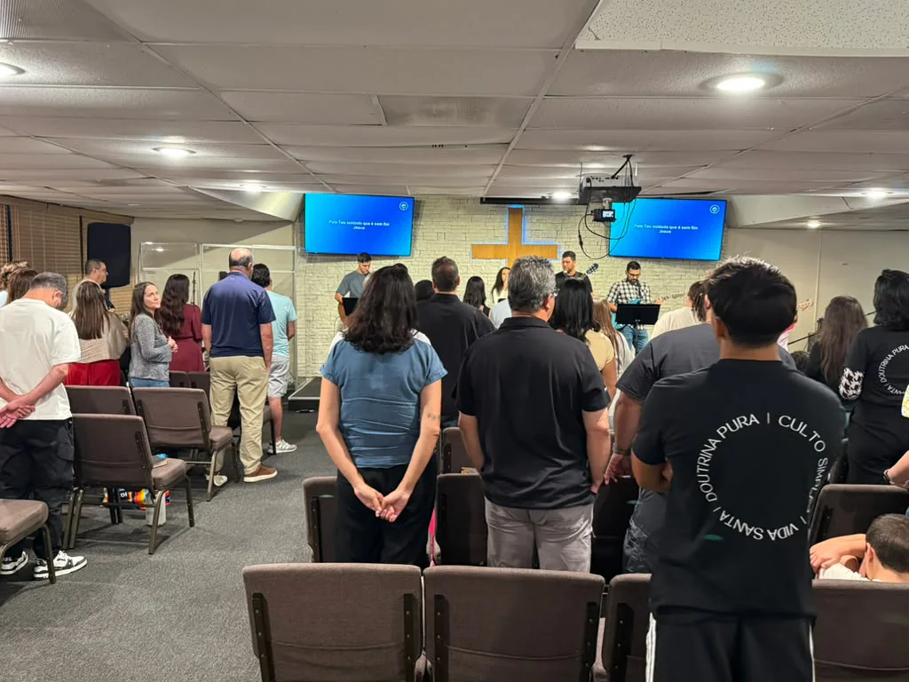 Comunidade da igreja-filha de South Florida reunida